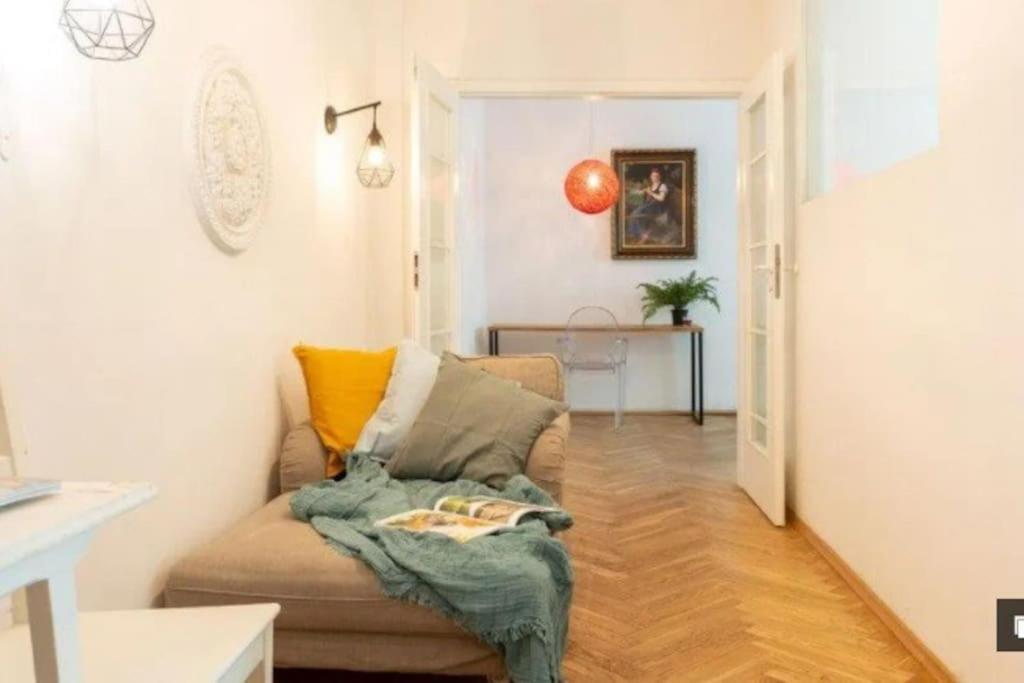 Old Praga Wi-Fi 300Mb Apartment Warsaw Exterior photo